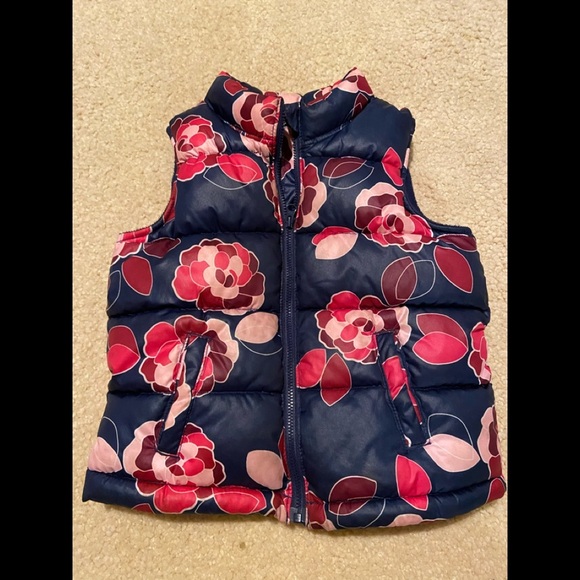 Old Navy puffer vest - Picture 1 of 3